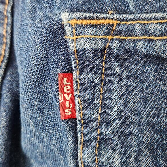 Levis 501 Jeans Mens 38x36 Blue Medium Wash Denim Straight Leg Button Fly - Picture 10 of 16